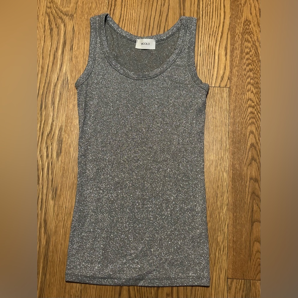 BICOLO Silver Metallic Gray Sleeveless‎ Top